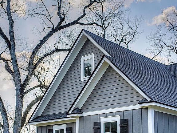 3rd image of 10119 Springhill Rd