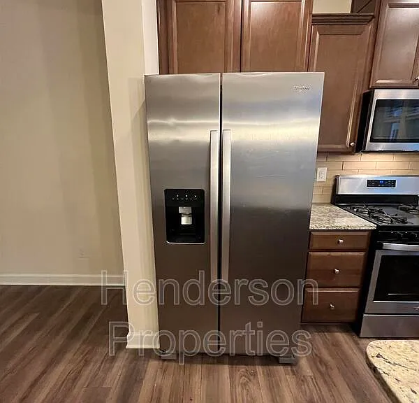 9254 Glenburn Ln — Photo 6