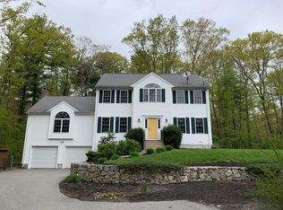 59 Susan Ln, Bellingham, MA 02019