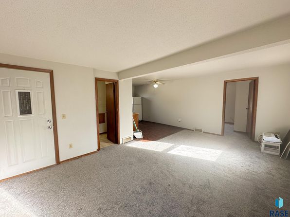 sioux-falls-south-dakota-85817475 picture