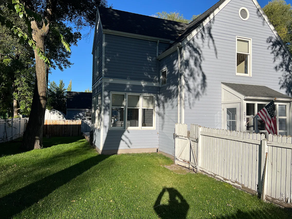 Building Photo - 315 N Bozeman Ave