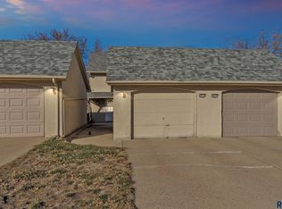 3412 E 28th St, Sioux Falls, SD 57103