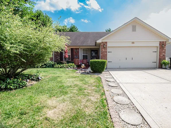 1026 Killian Dr, Mooresville, IN 46158