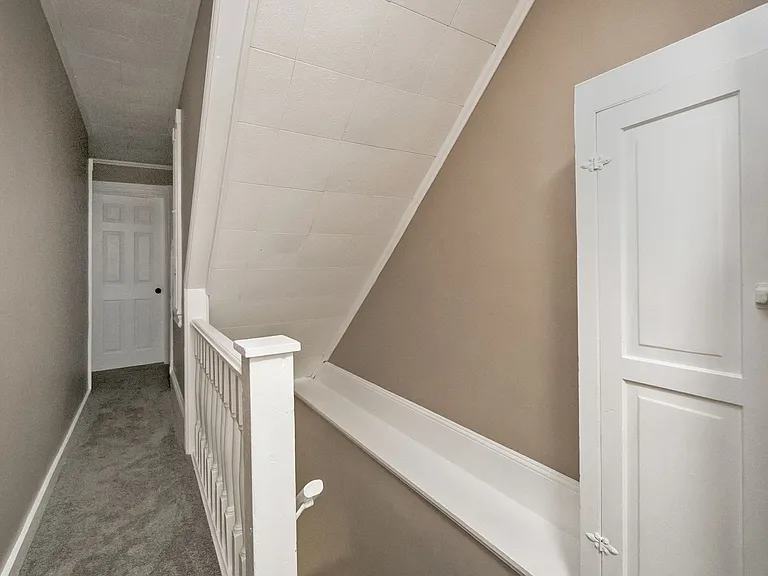 439 W Church St — Photo 24