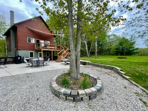 4257 S 68th Ave, Shelby, MI 49455