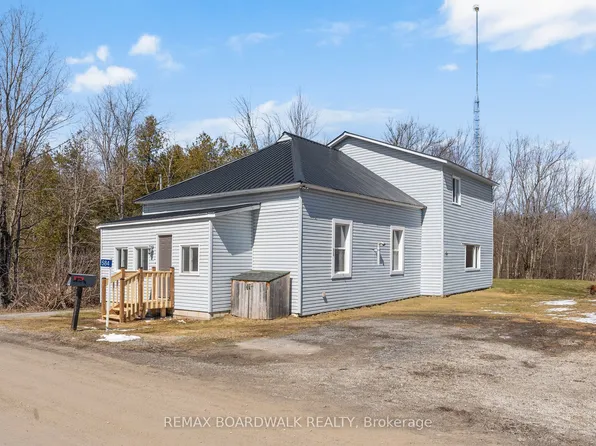 584 Ford Rd, Montague, ON K7H 3C3