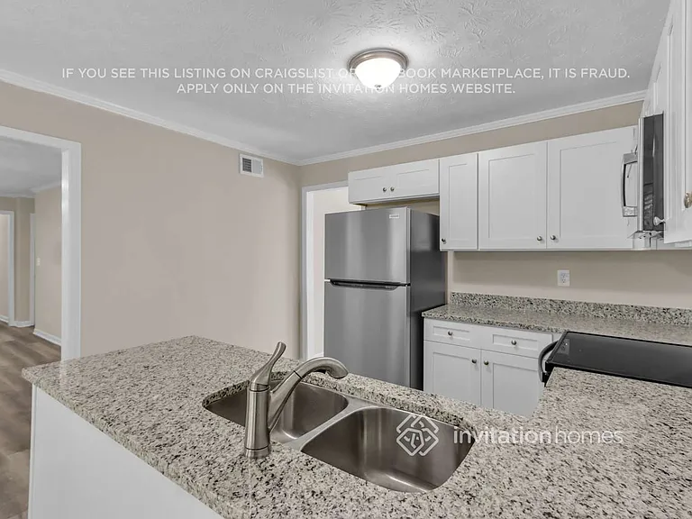 460 Glendale Ct — Photo 9