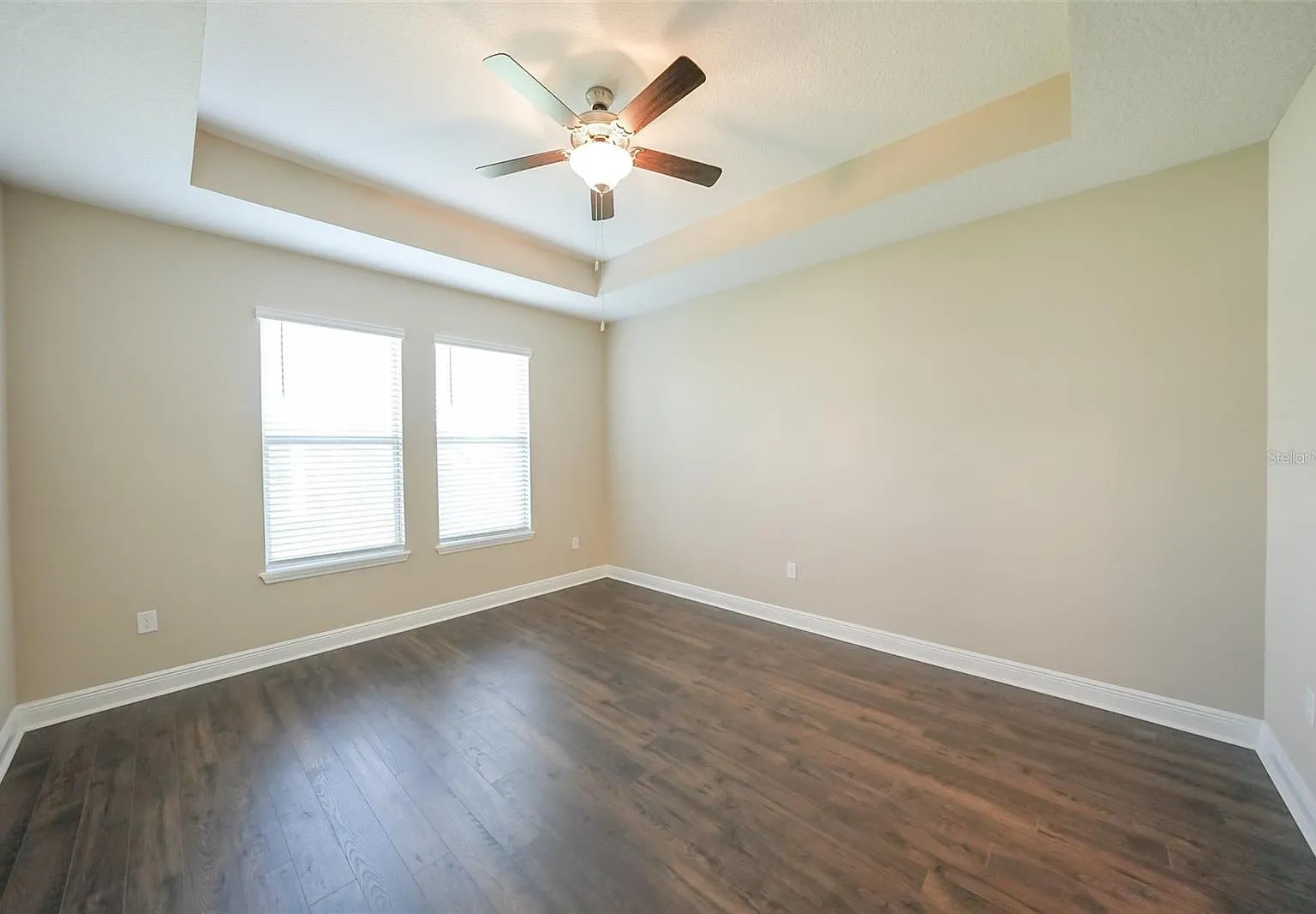 4 bed, 2117 sqft, $3,350 — Photo 2