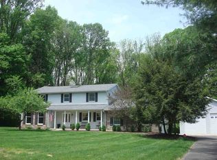 3027 E Forest Ridge Dr, Bloomington, IN 47401