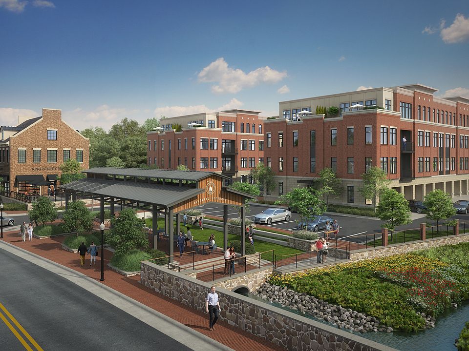 The neighborhood plaza is the perfect place for a picnic or to just enjoy the outdoors.