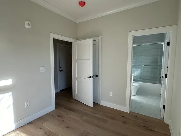 157 Everett St #305E — Photo 10