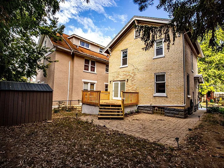 105 Albert St — Photo 25