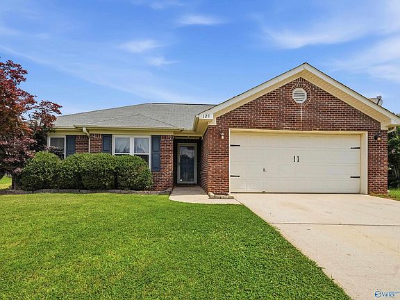 2nd image of 123 Populus Dr
