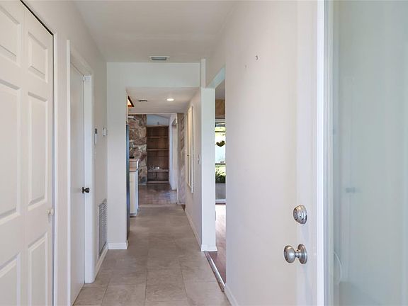5th image of 204 46TH STREET NW
