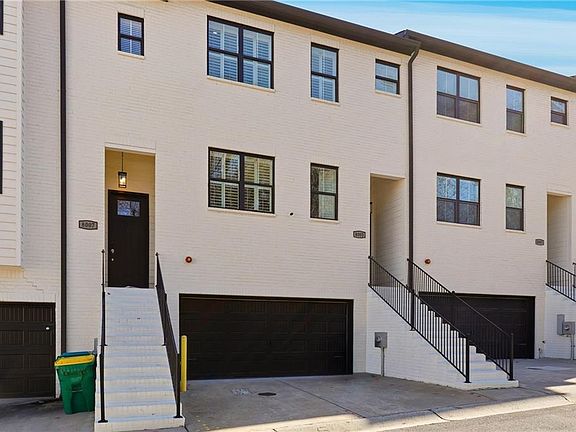 3rd image of 8005 Linfield Way