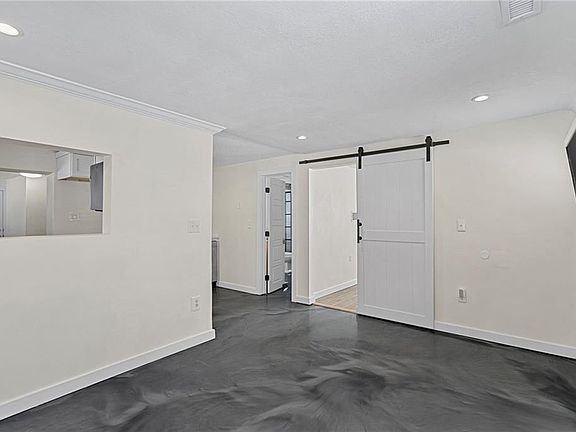 5th image of 8933 McGee St