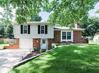 2904 Shearer Rd, Kansas City, KS 66106