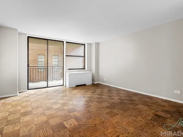 330 East 39th Street image 1 of 18