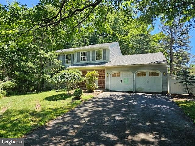 1st image of 1229 Woodbrook Ln