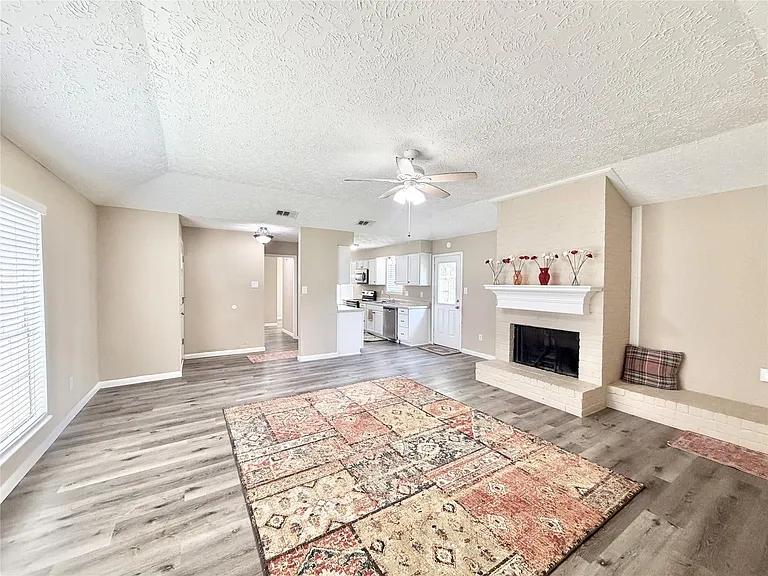 13330 Cologne Dr — Photo 6