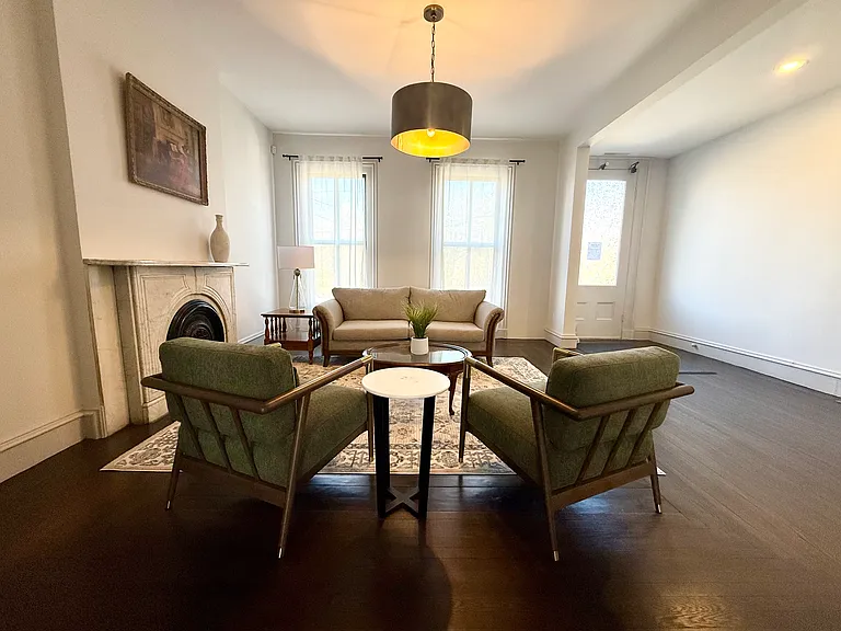 30 Trumbull St — Photo 6