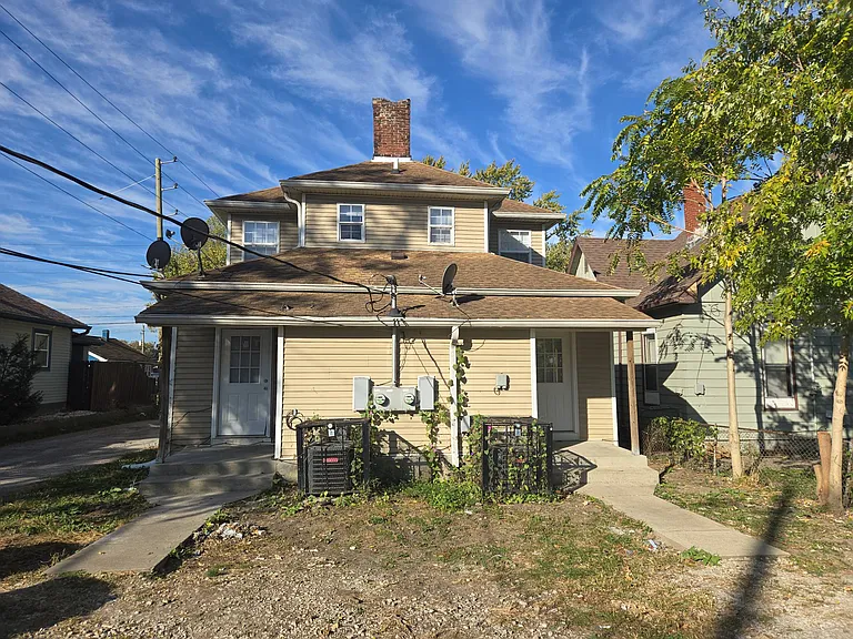 1543 S State Ave — Photo 5