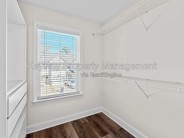 331 Sumac Trl — Photo 16