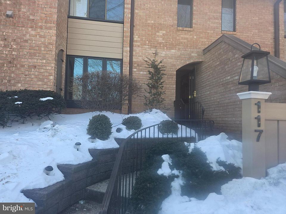 1st image of 117 Woodgate Ln