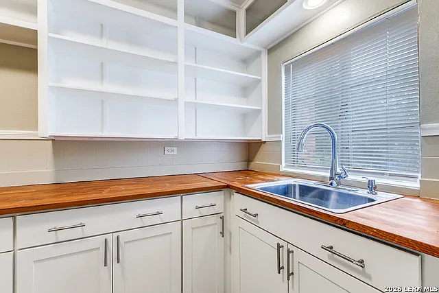 229 Natalen Ave — Photo 4