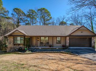 31 Flintwood Dr, Little Rock, AR 72227
