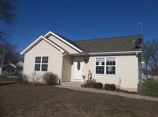 1410 Sawyer Rd, Rockford, IL 61109