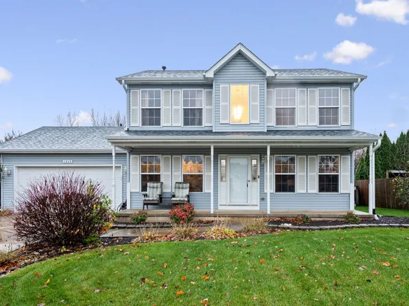 1315 Evergreen Ln, Yorkville, IL 60560