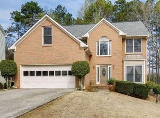 3290 Pierce Arrow Cir, Suwanee, GA 30024