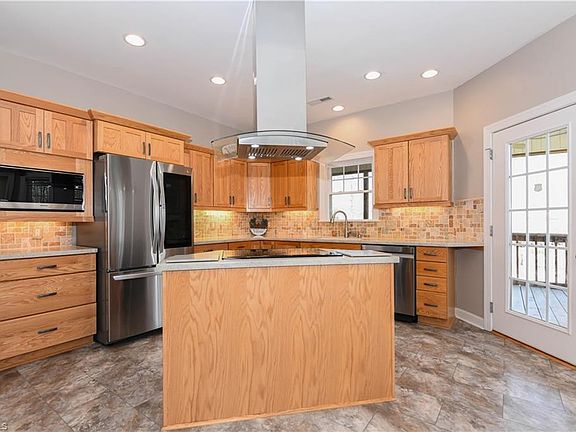 5th image of 521 Dogwood Dr