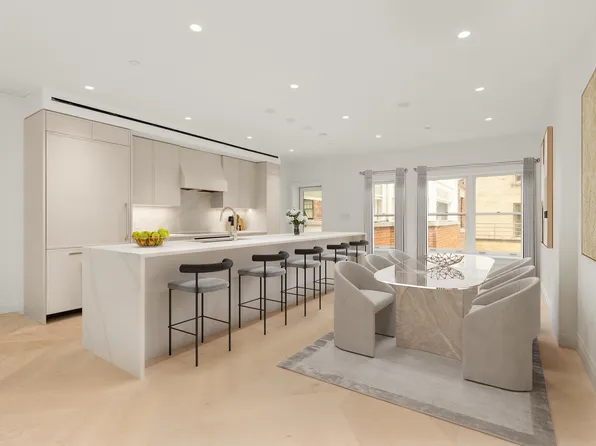 46 East 65th Street image 2 of 18