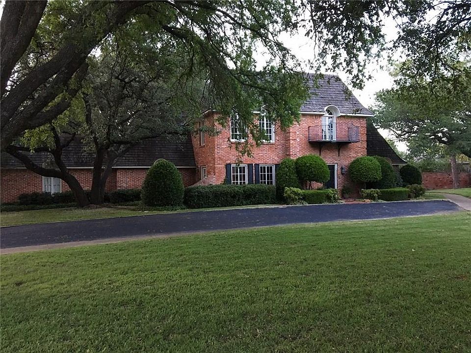 1st image of 1216 W Westhill Dr
