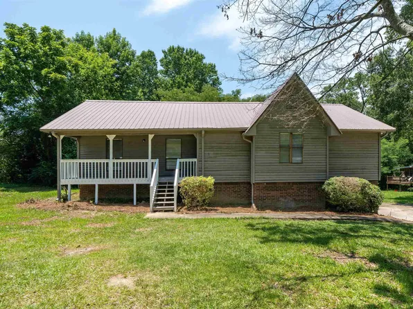 1623 White Dr, Bessemer, AL 35023