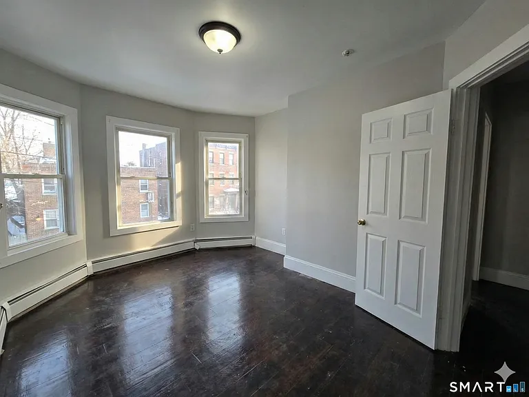 1145 Ogden Street Ext #3R — Photo 3