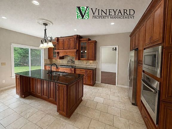 5th image of 3415 N Cook Rd