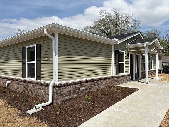 5th image of 501 Dallas St SE #2D