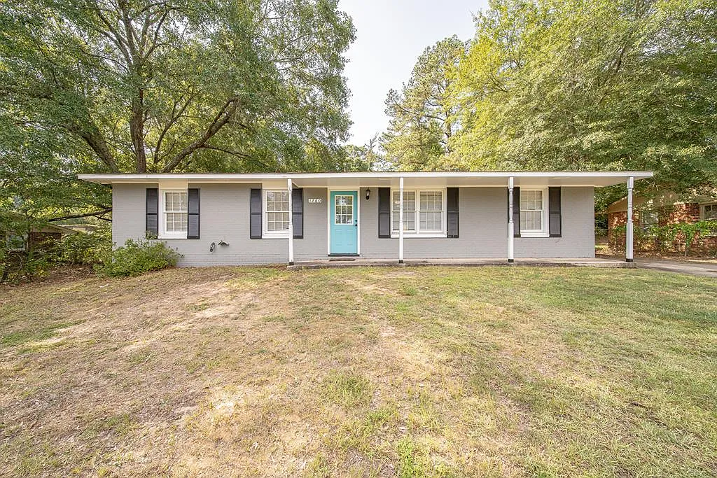 1260 Bismarck Dr photo 1