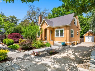 3305 NE Siskiyou St, Portland, OR, 97212