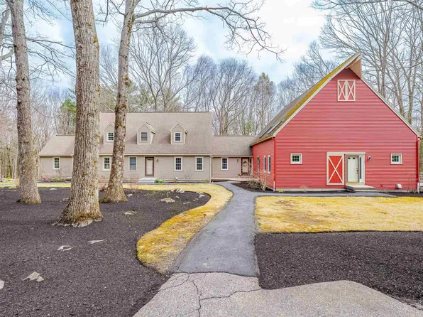 39 Balmoral Drive #39, Stratham, NH 03885