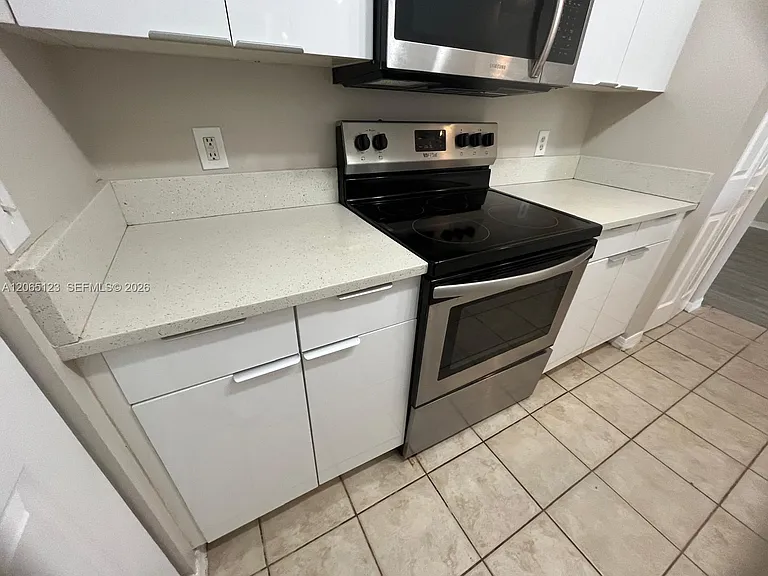 4171 N Haverhill Rd #1013 — Photo 10