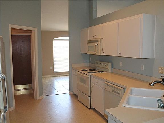 4th image of 6549 Oakpoint Dr