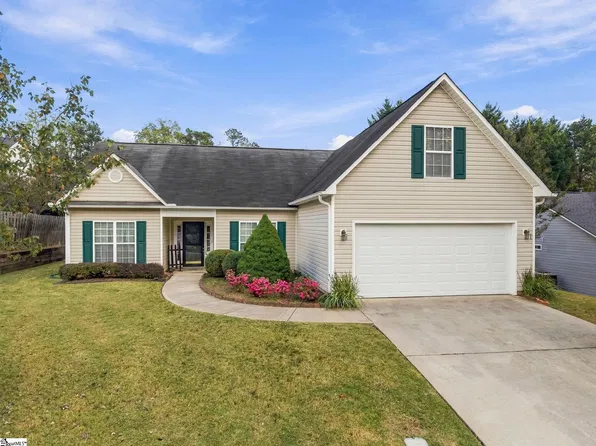 129 Rounded Wing Dr, Easley, SC 29642