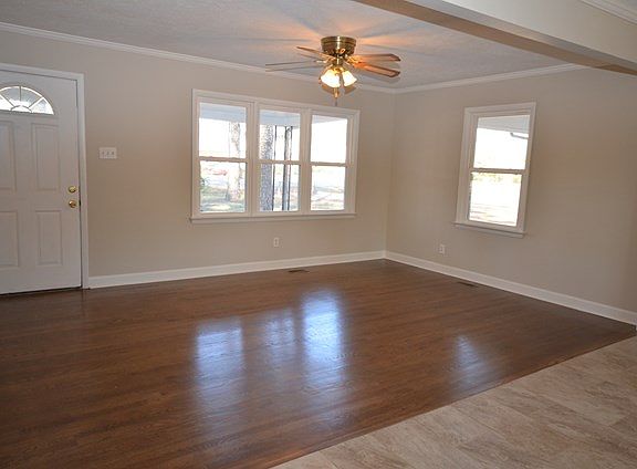 4th image of 606 11th St
