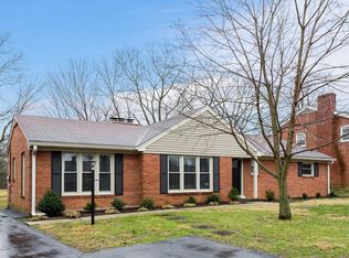 135 Tanglewood Trl, Wildwood, KY 40223