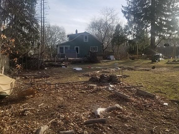 2nd image of 1 Quinn St
