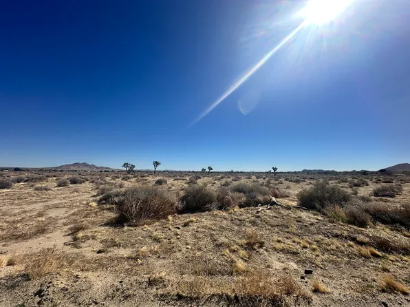 150 Avenue N8 Ste Vic, Lancaster, CA 93535